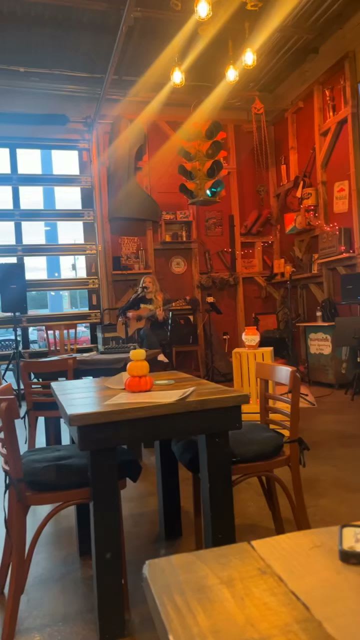 Puzzle Panic at Pee-Pa’s Garage Craft Brewery – photo 4
